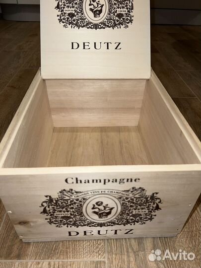 Деревянные коробки для вина и шампанского