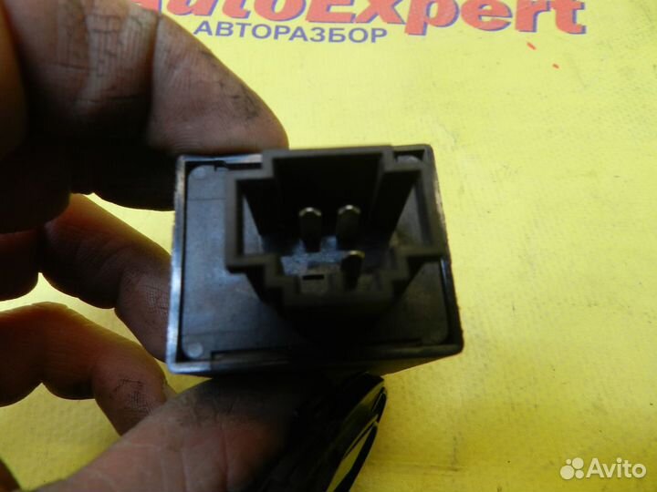 Реле airbag Skoda roomster/fabia 2