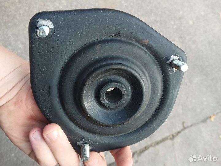 Опоры ваз с эур 2шт