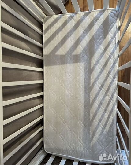 Кроватка детская