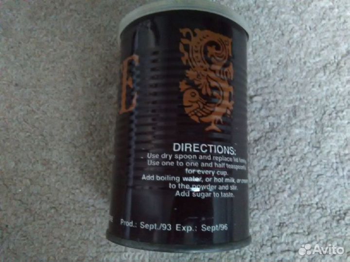 Банка из под кофе для коллекционирования