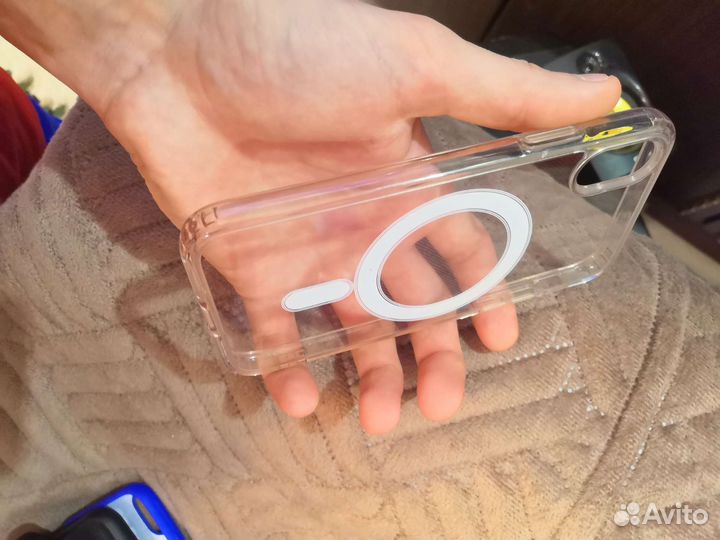 Чехлы на iPhone X