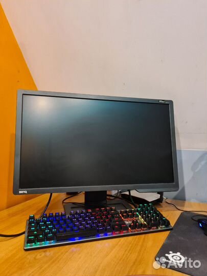 BenQ zowie XL2411 144hz 24