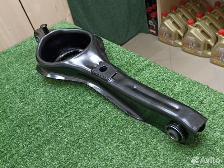 Рычаг задний подпружинный Volvo S40 II V50 (04-12)