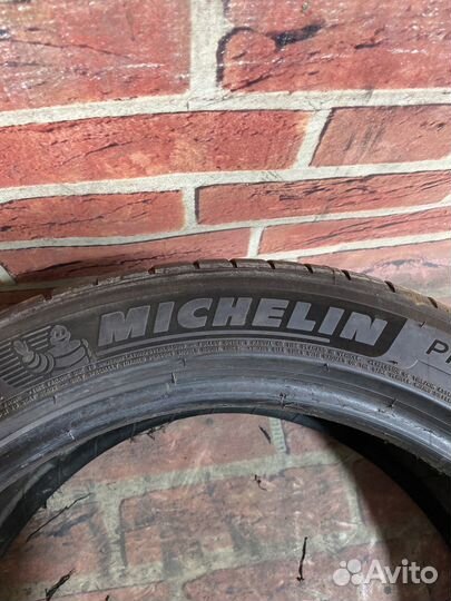 Michelin Pilot Sport 4 245/45 R19 102Y