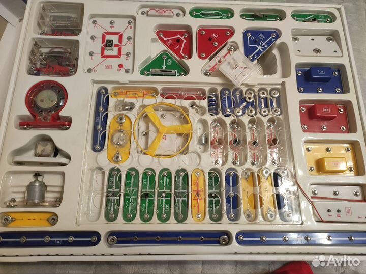 Электронный конструктор знаток тм