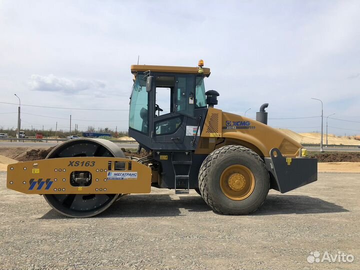 Фронтальный погрузчик