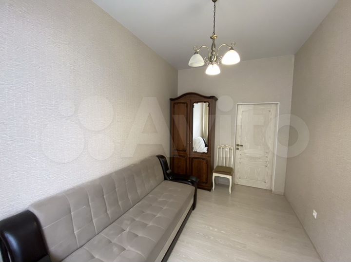 3-к. квартира, 61 м², 1/4 эт.