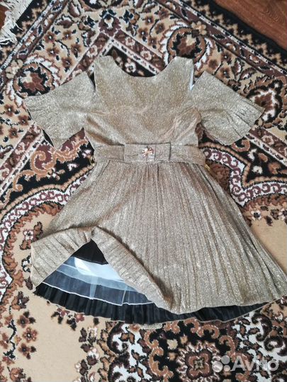 Красивое платье для девочки