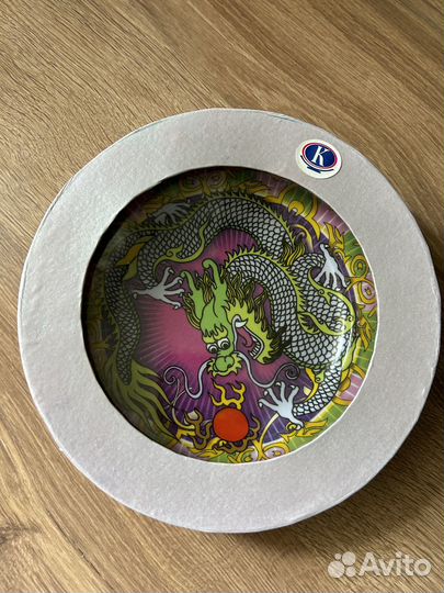 Декоративная тарека с изображением дракона