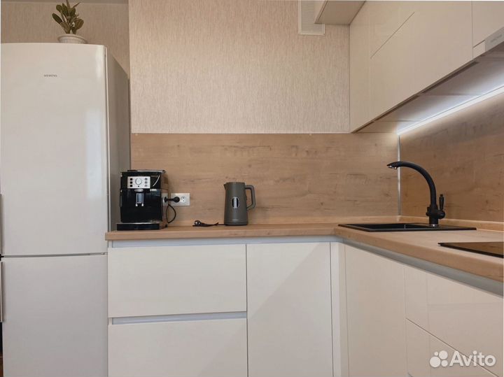 Кухонные гарнитуры на заказ Яркость