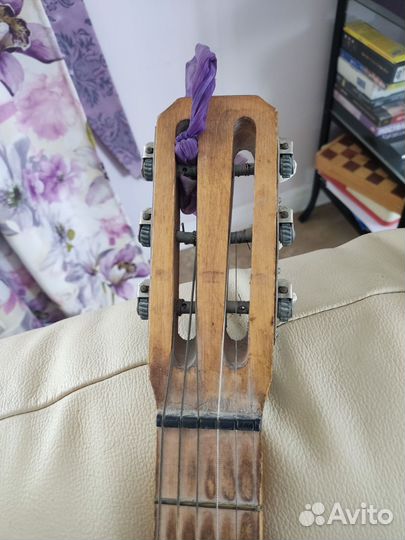 Классическая гитара бу
