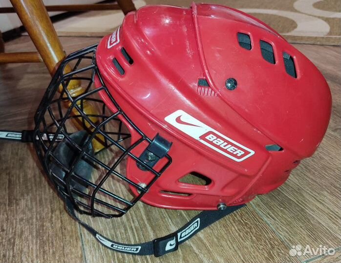 Xоккейный шлем bauer HBN1500M