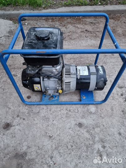 Генератор 2.2 кВт Honda G200 5.5