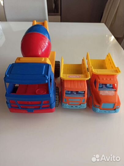 Грузовики, самосвалы, модельки