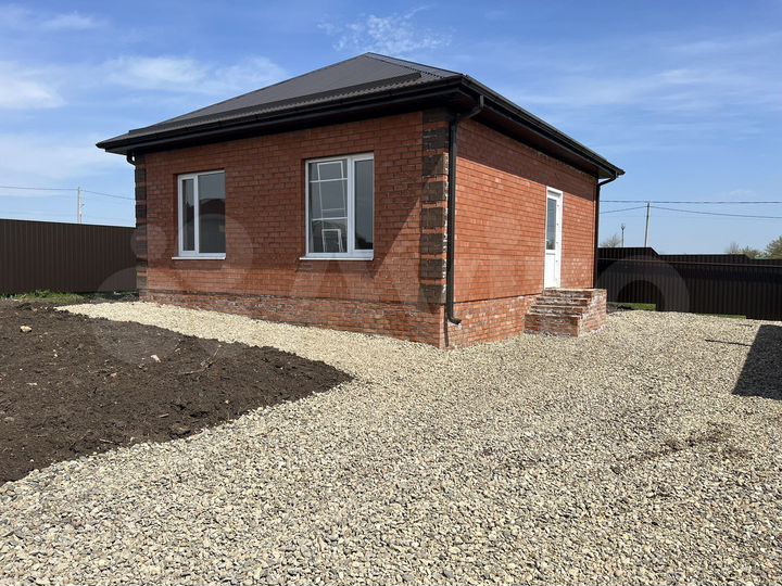 Дом 63,7 м² на участке 3,8 сот.