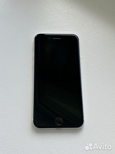 iPhone SE (2020), 128 ГБ