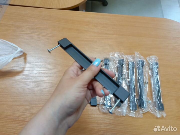 Ручки мебельные от кухни Глетчер