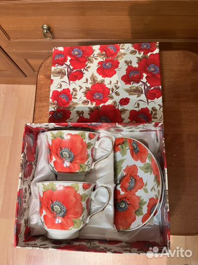 Сервиз чайный, фарфор, 4 предмета