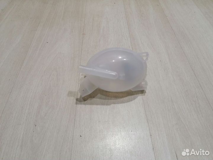 Бачок расширительный антифриза Nissan terrano D10