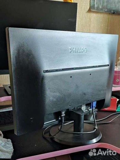 Монитор Philips