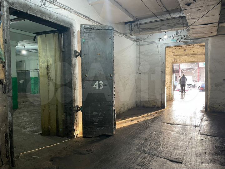 Холодильная камера, 300 м²