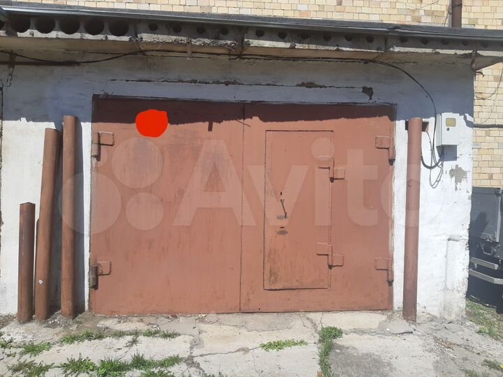 Гараж, > 30 м²