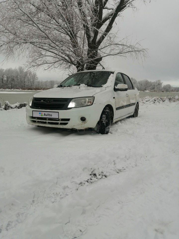 ВАЗ (LADA) Granta: фото владельца