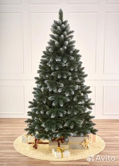 Ель искуственная