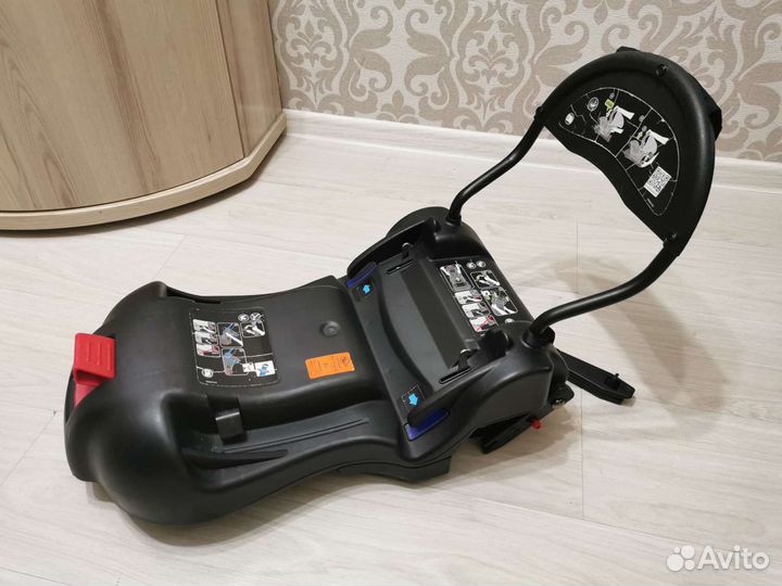 Автокресло britax romer 0-13кг с базой isofix