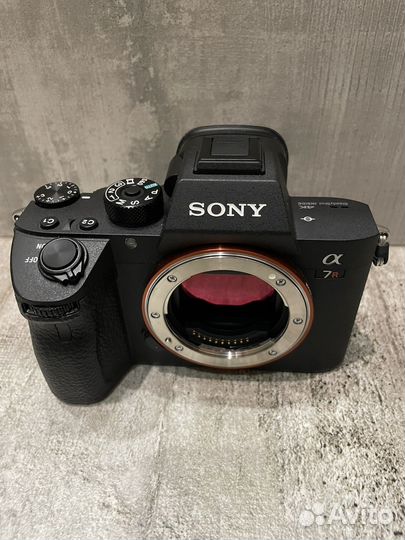 Фотоаппарат Sony Alpha ilce-7RM3A Body / 15 кадров
