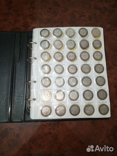 Альбом для юбилейных монет. Подарок