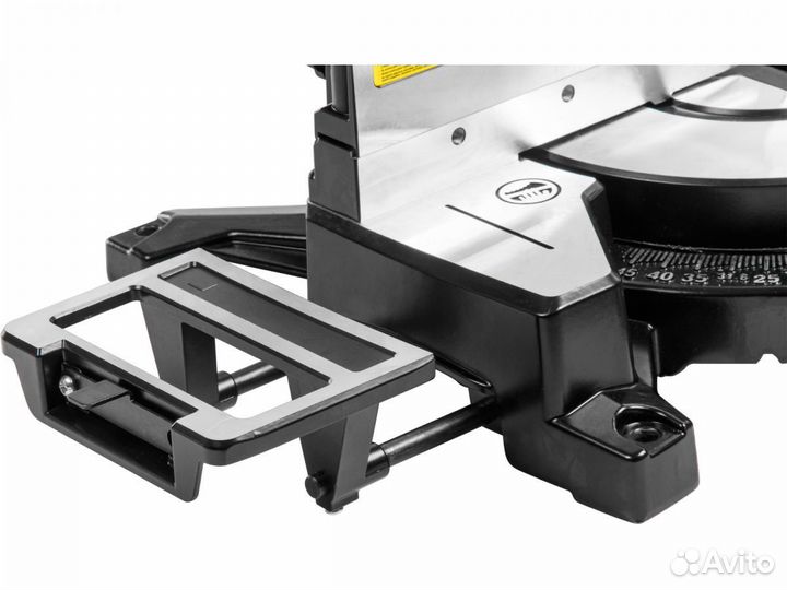 Торцовочная пила bull CM 2502