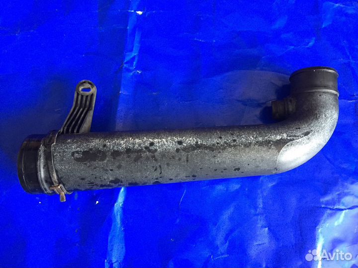 Патрубок интеркулера VAG 1K0129654AR / AK / BE / L