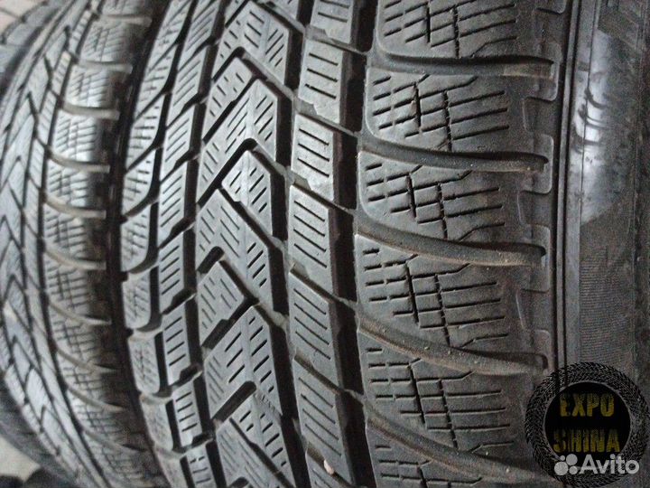 Pirelli Scorpion Winter 295/35 R21 и 265/40 R21 107V