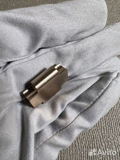 Вставка золотистая для часов Ulysse Nardin