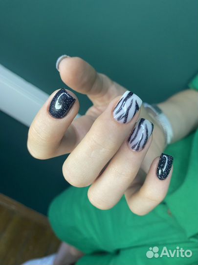 Маникюр,педикюр и наращивание(центр )