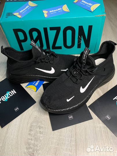 Кроссовки nike черные сетка