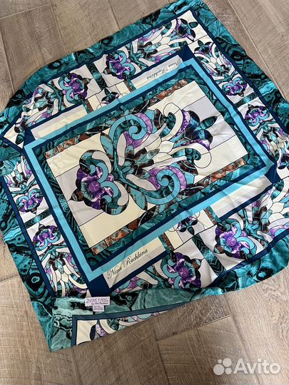 Дизайнерский платок