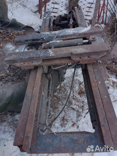 Стрела погрузчика