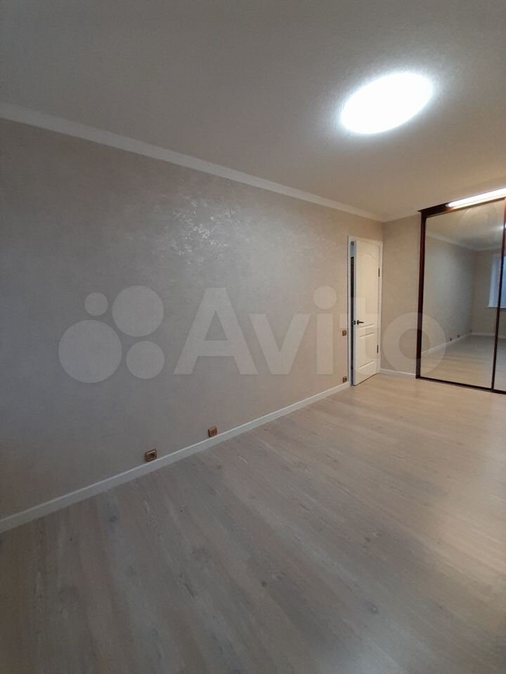 2-к. квартира, 50 м², 4/5 эт.