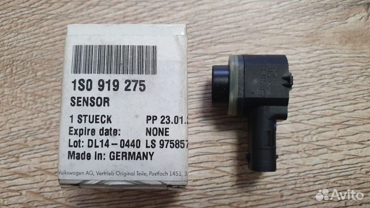 Датчик парковки Volkswagen 1s0919275