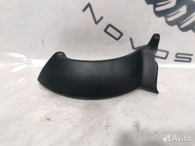 Накладка петли крышки багажника правая Audi A4 (B
