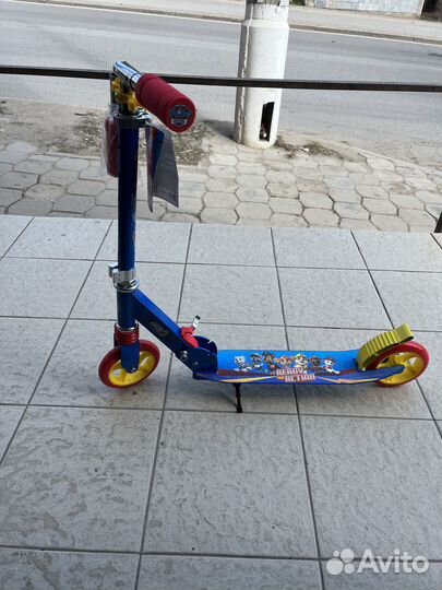 Самокат детский новый