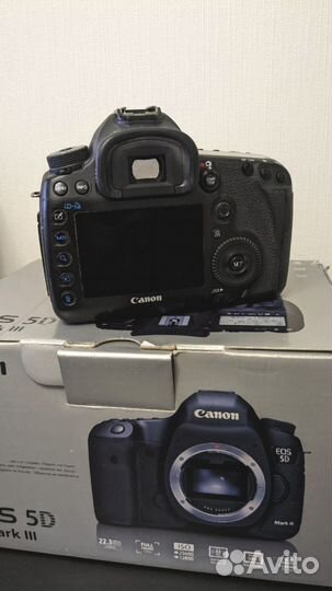 Canon EOS 5D Mark III