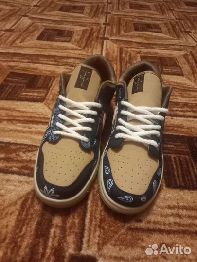 Кроссовки мужские