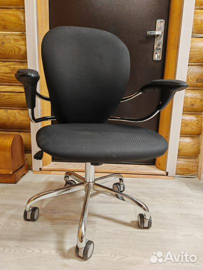 Компьютерное кресло бу