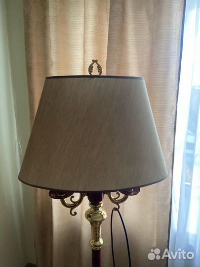 Торшер напольный