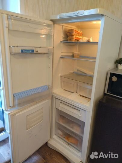 Холодильник бу indesit на запчасти