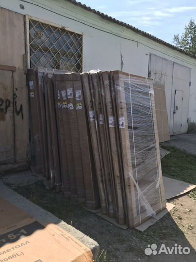 Стальные металлические двери (склад )